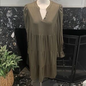 Olive Tiered Long-Sleeve V-Neck Women's Dress